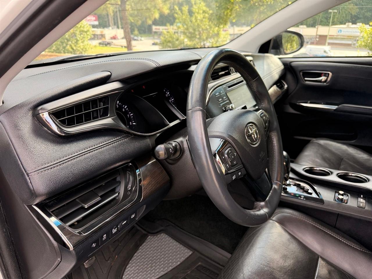 Toyota Avalon  2016