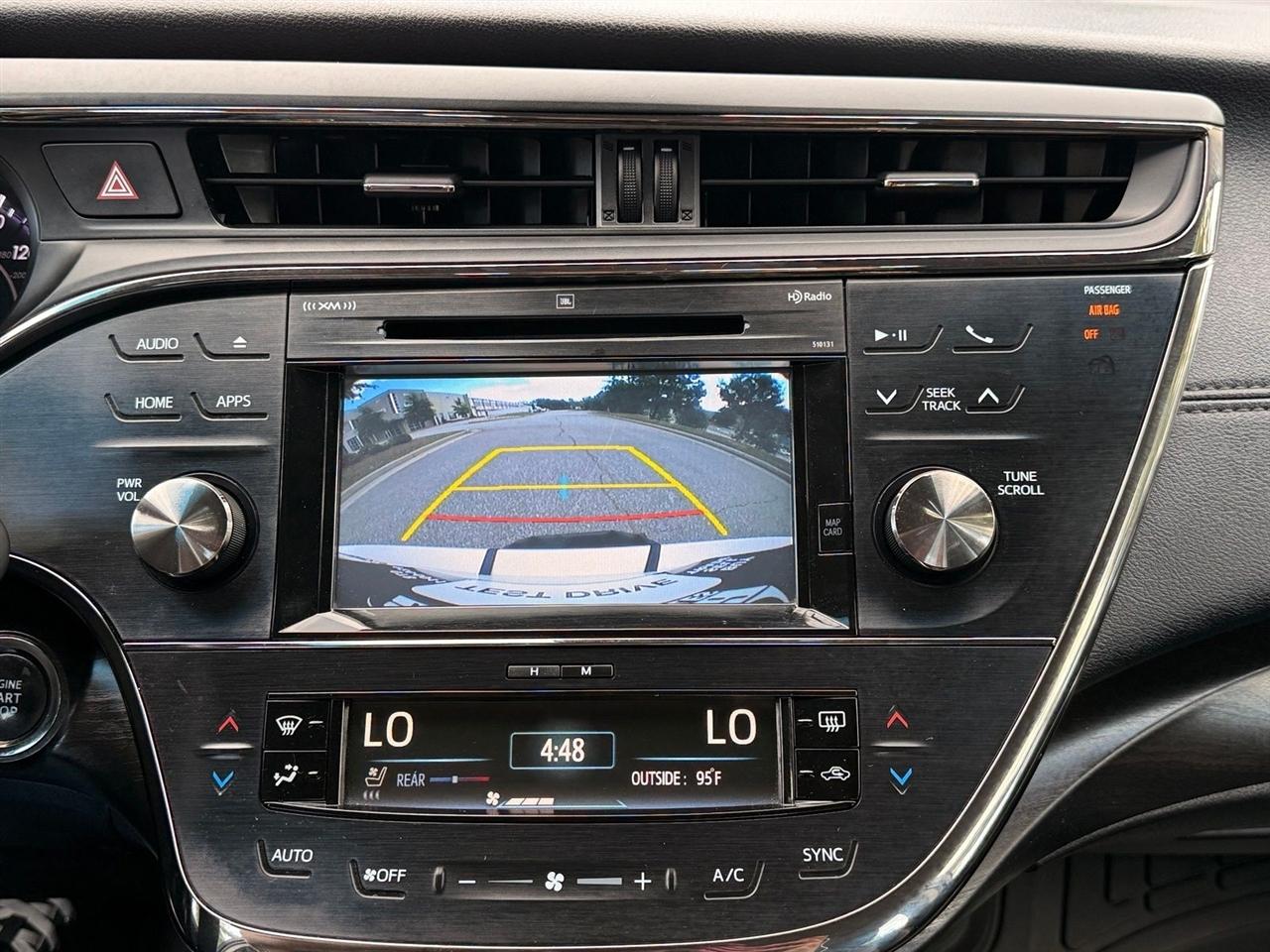 Toyota Avalon  2016