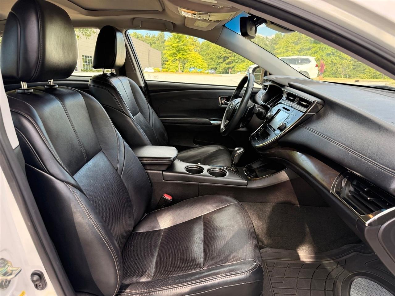 Toyota Avalon  2016