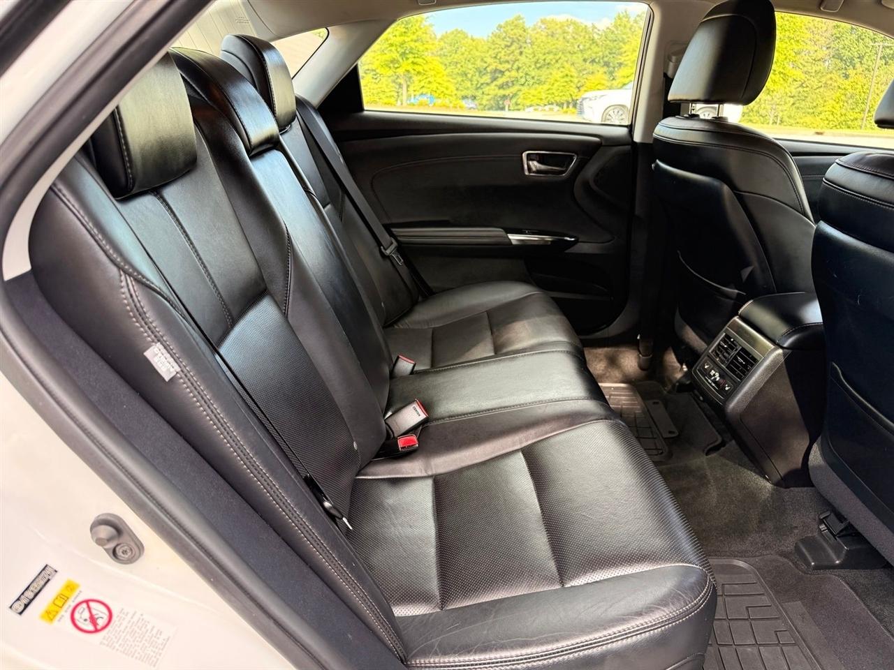 Toyota Avalon  2016