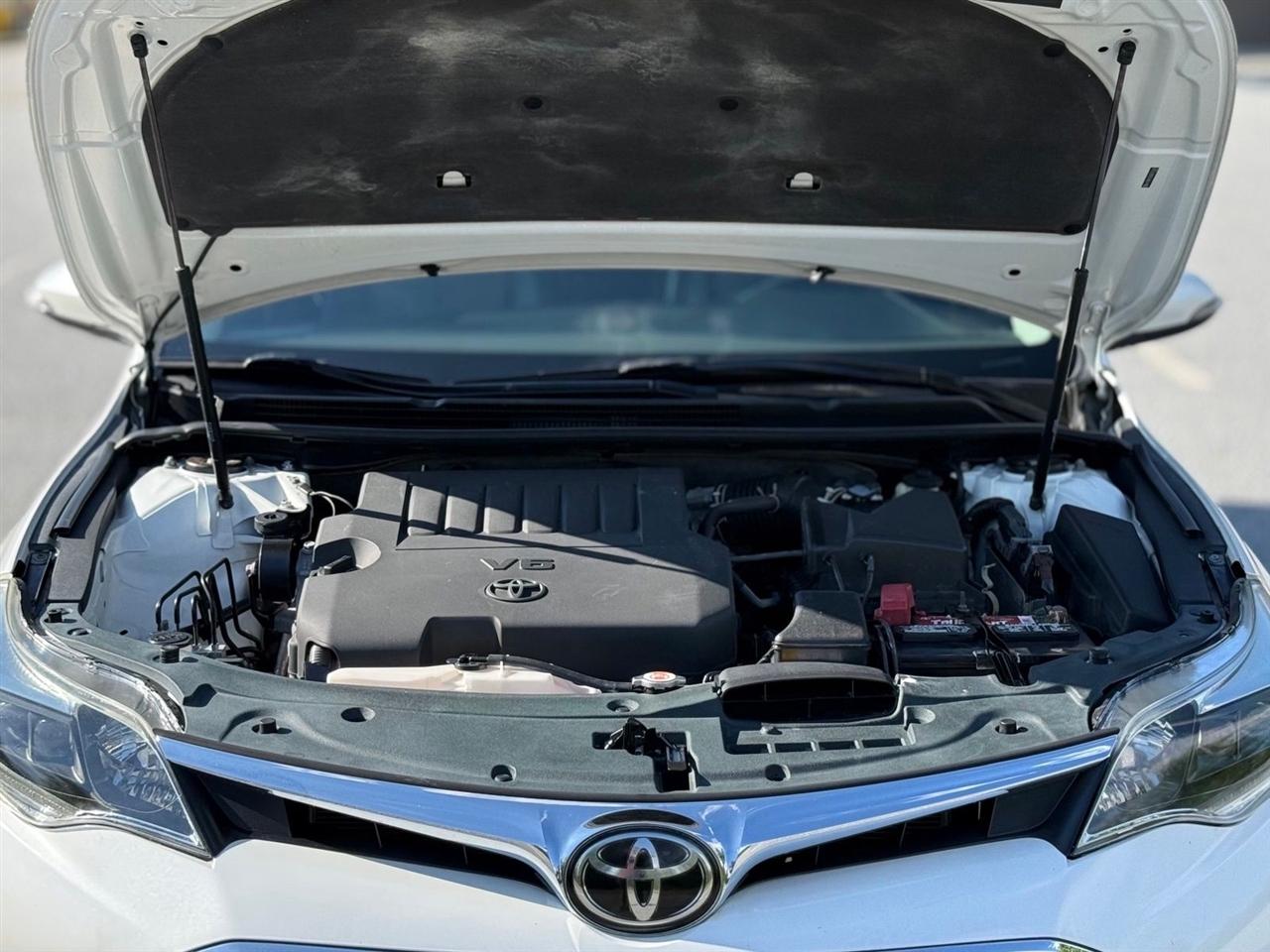 Toyota Avalon  2016