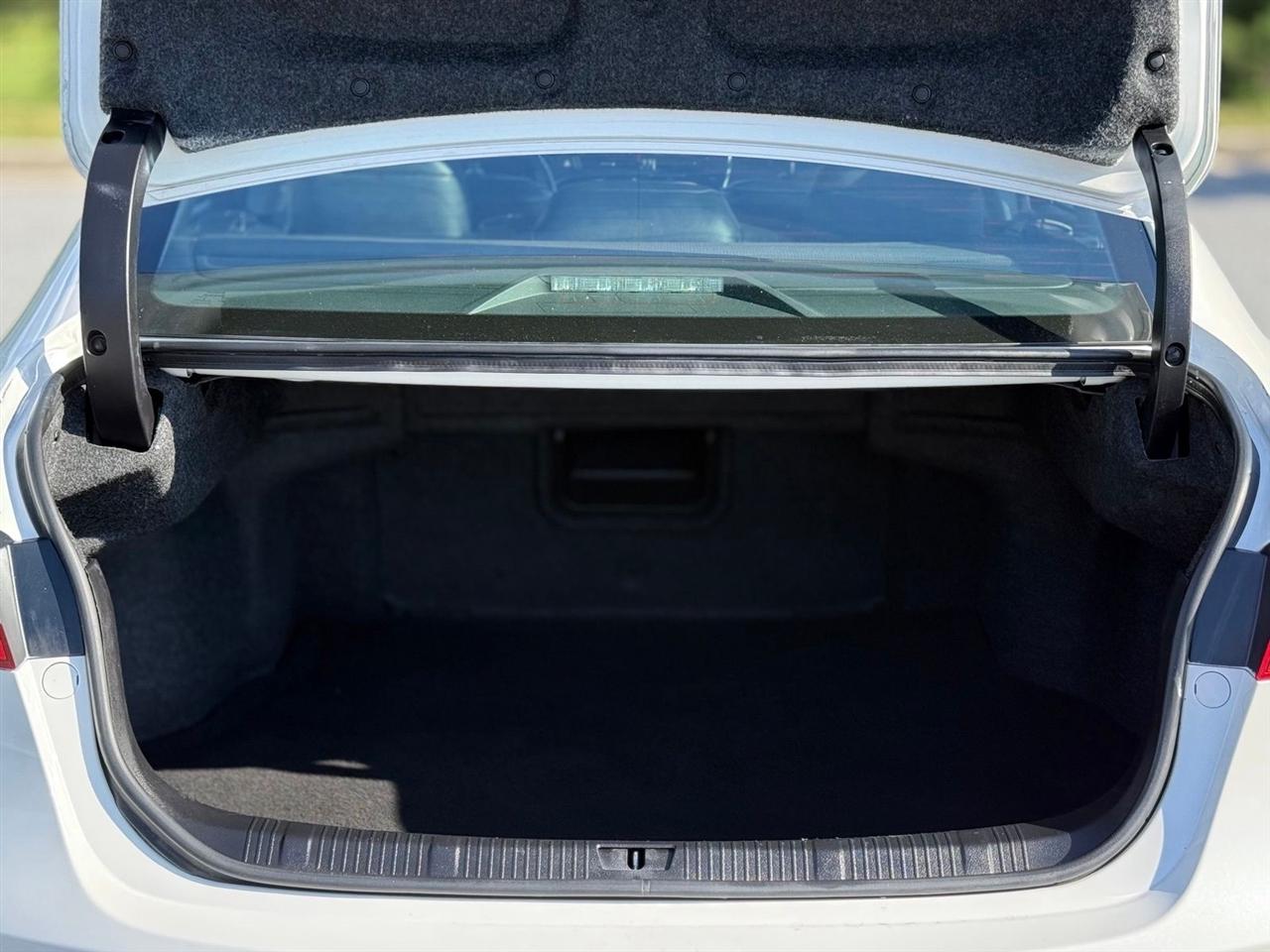 Toyota Avalon  2016