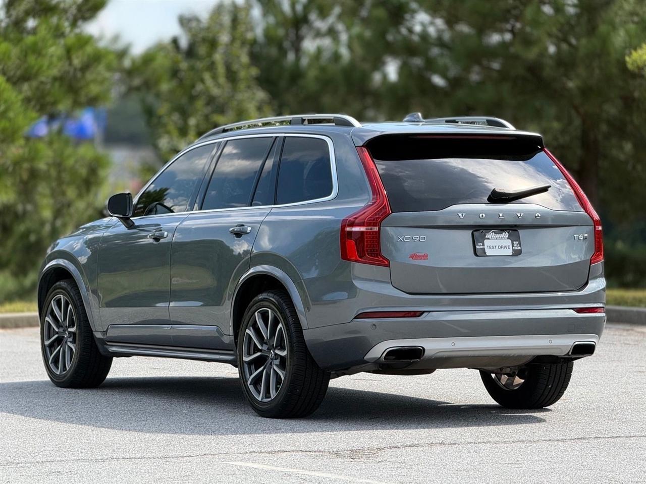 Volvo XC90  2019