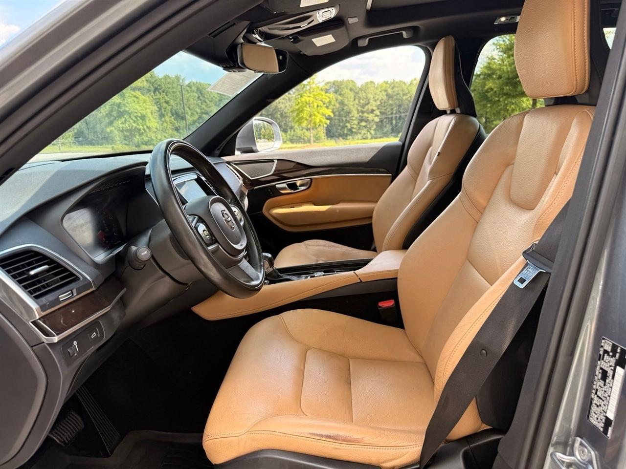 Volvo XC90  2019