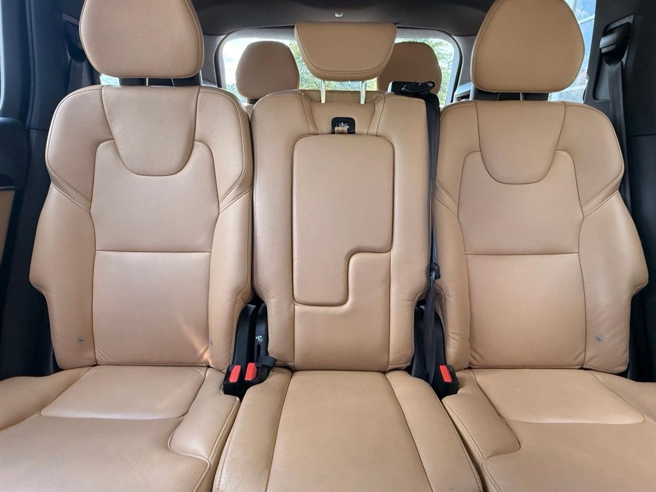 Volvo XC90  2019