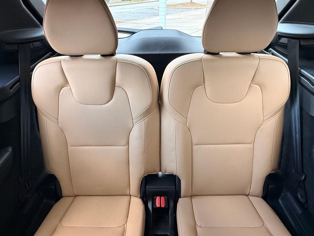 Volvo XC90  2019