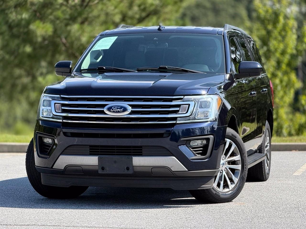 Ford Expedition photo 2