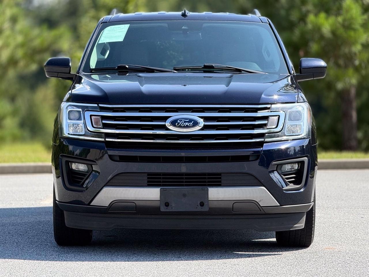 Ford Expedition photo 3