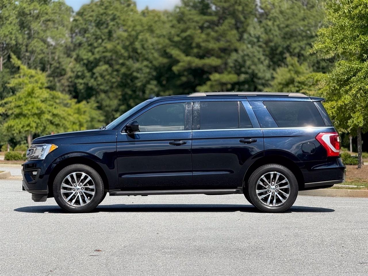Ford Expedition photo 9
