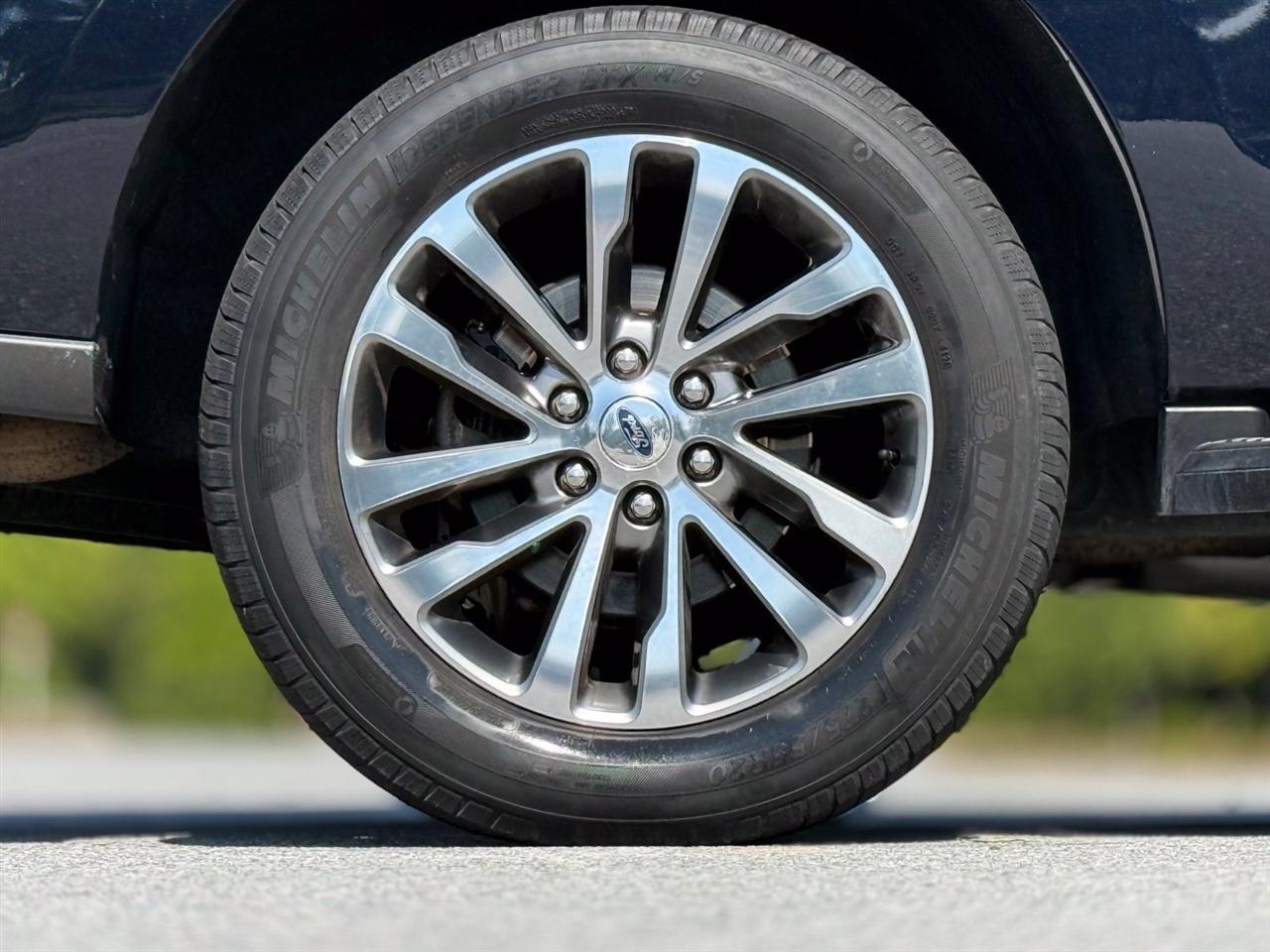 Ford Expedition photo 20