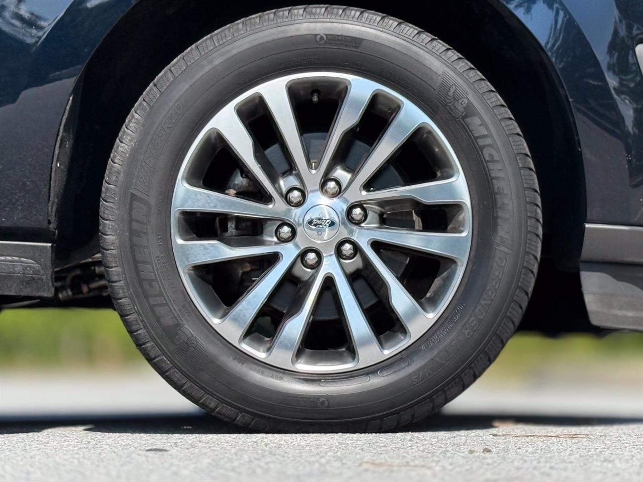 Ford Expedition photo 21