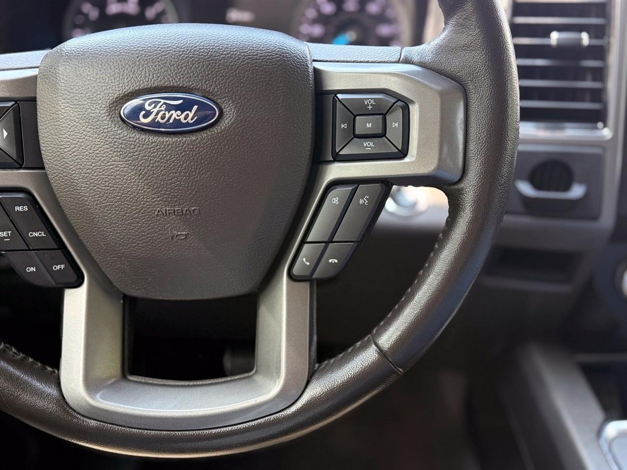Ford Expedition photo 27