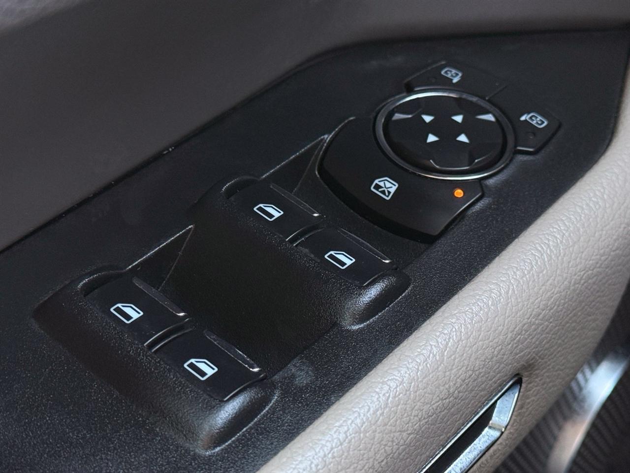Ford Expedition photo 32
