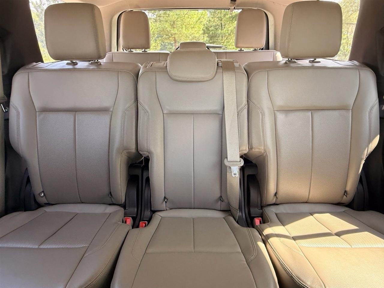 Ford Expedition photo 40