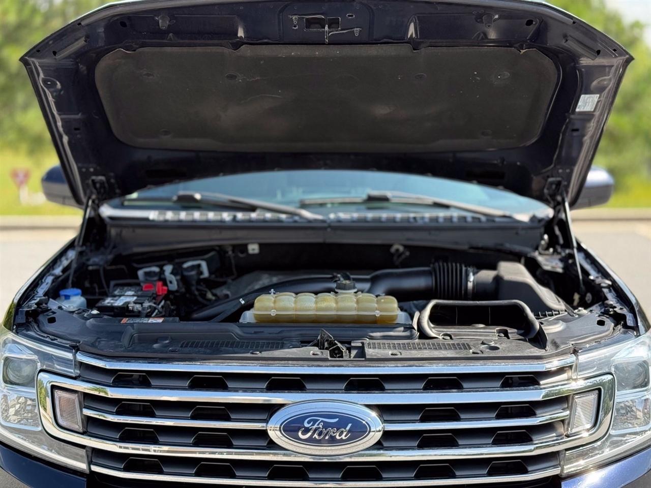 Ford Expedition photo 49