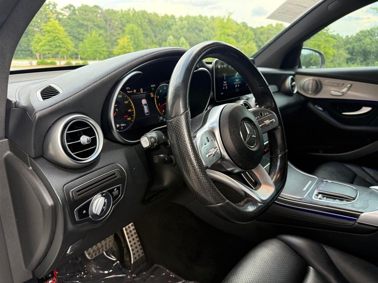 Mercedes-Benz GLC  2020