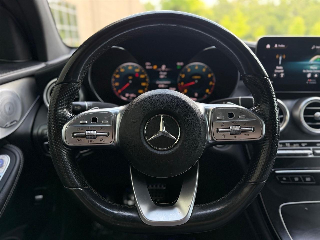 Mercedes-Benz GLC  2020