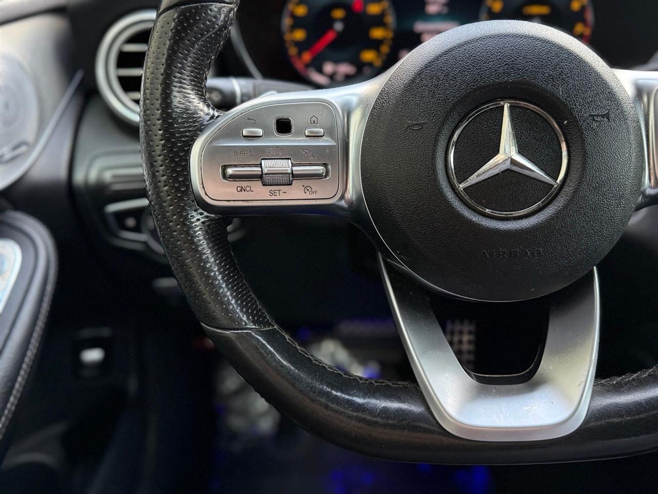 Mercedes-Benz GLC  2020