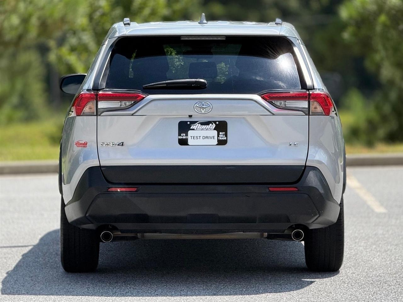 Toyota RAV4  2021
