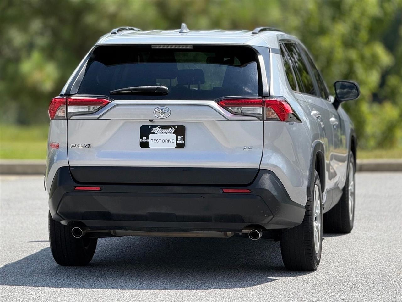 Toyota RAV4  2021