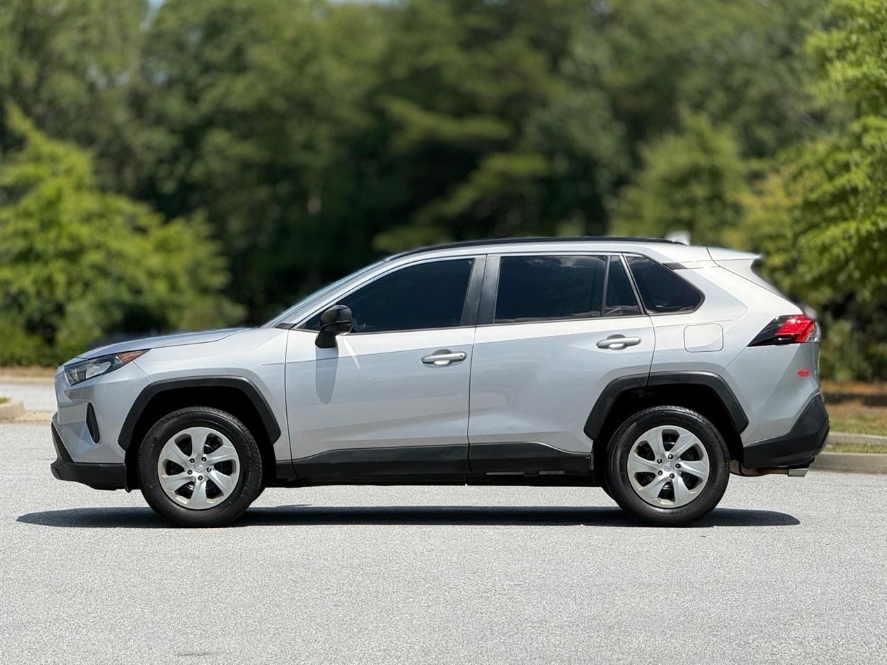 Toyota RAV4  2021