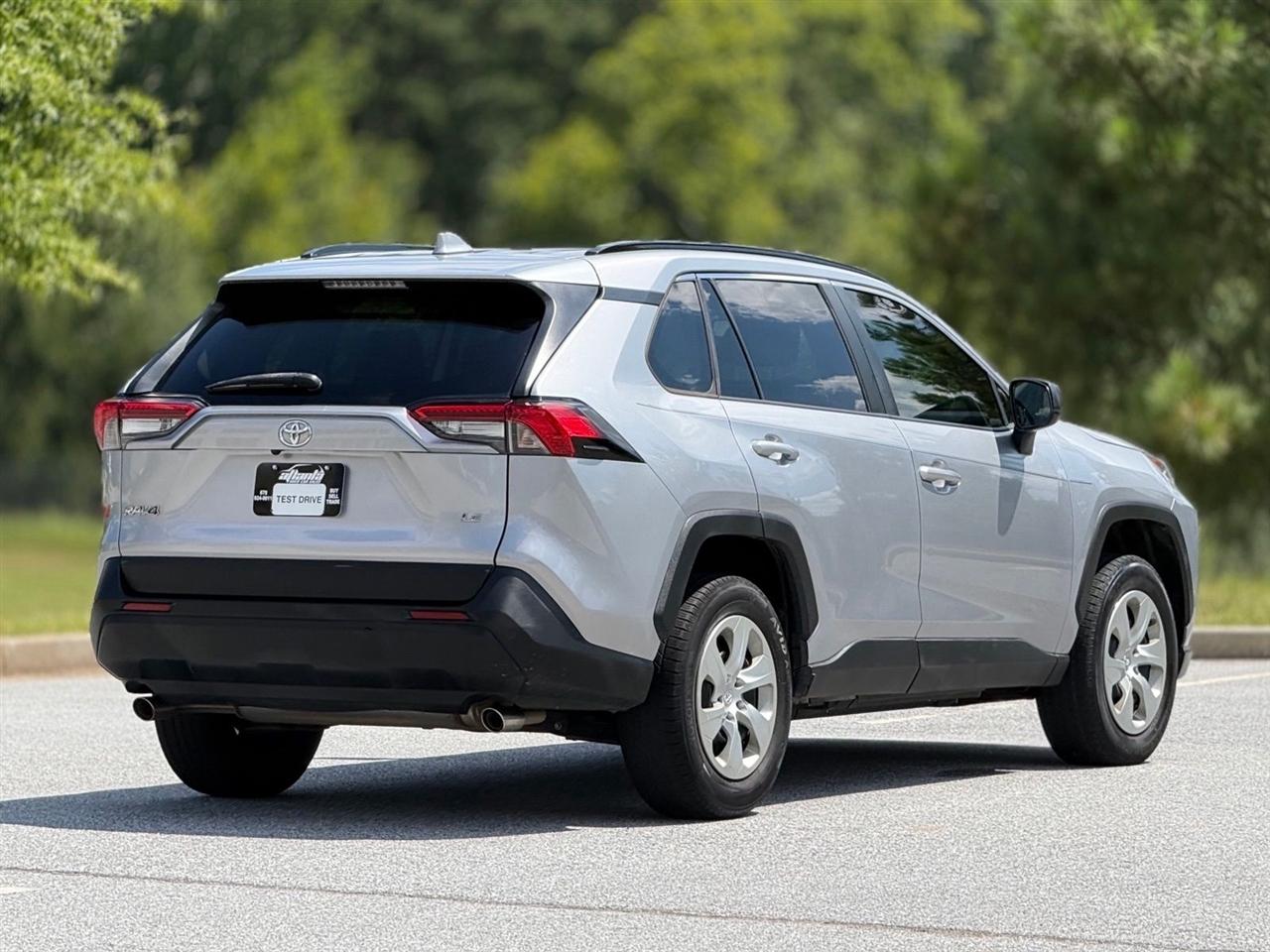 Toyota RAV4  2021