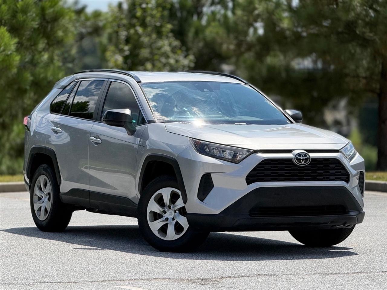 Toyota RAV4  2021