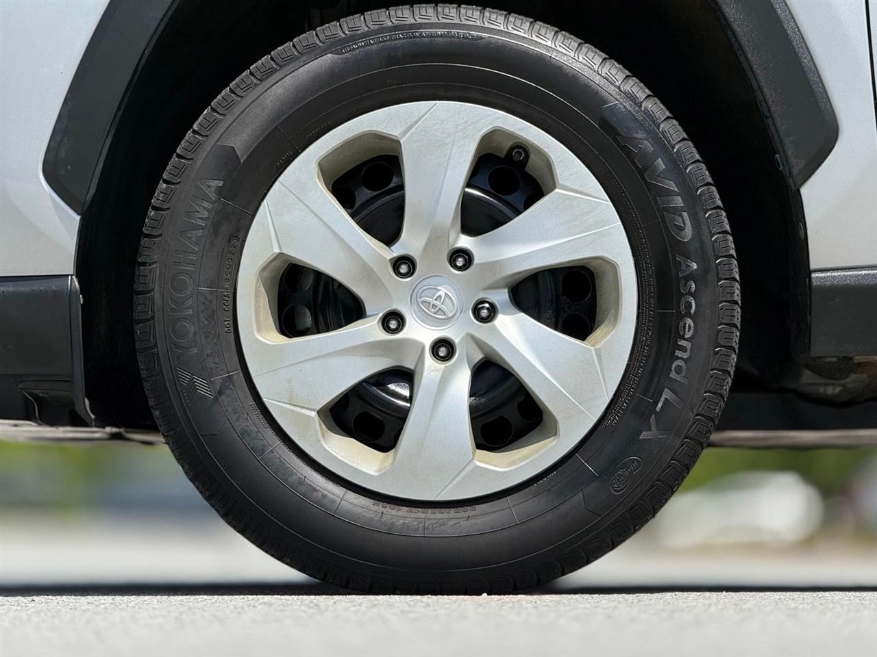 Toyota RAV4  2021