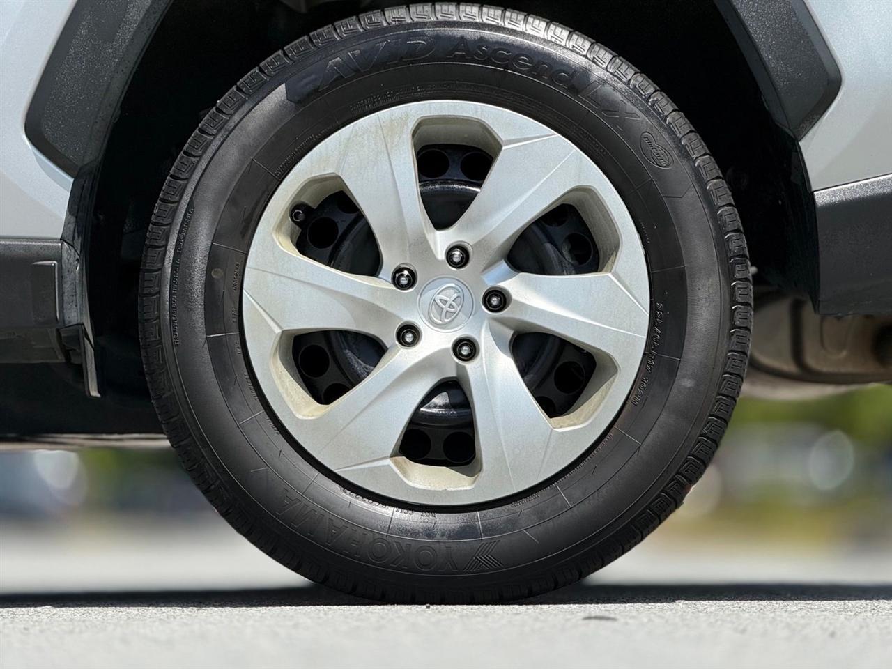 Toyota RAV4  2021