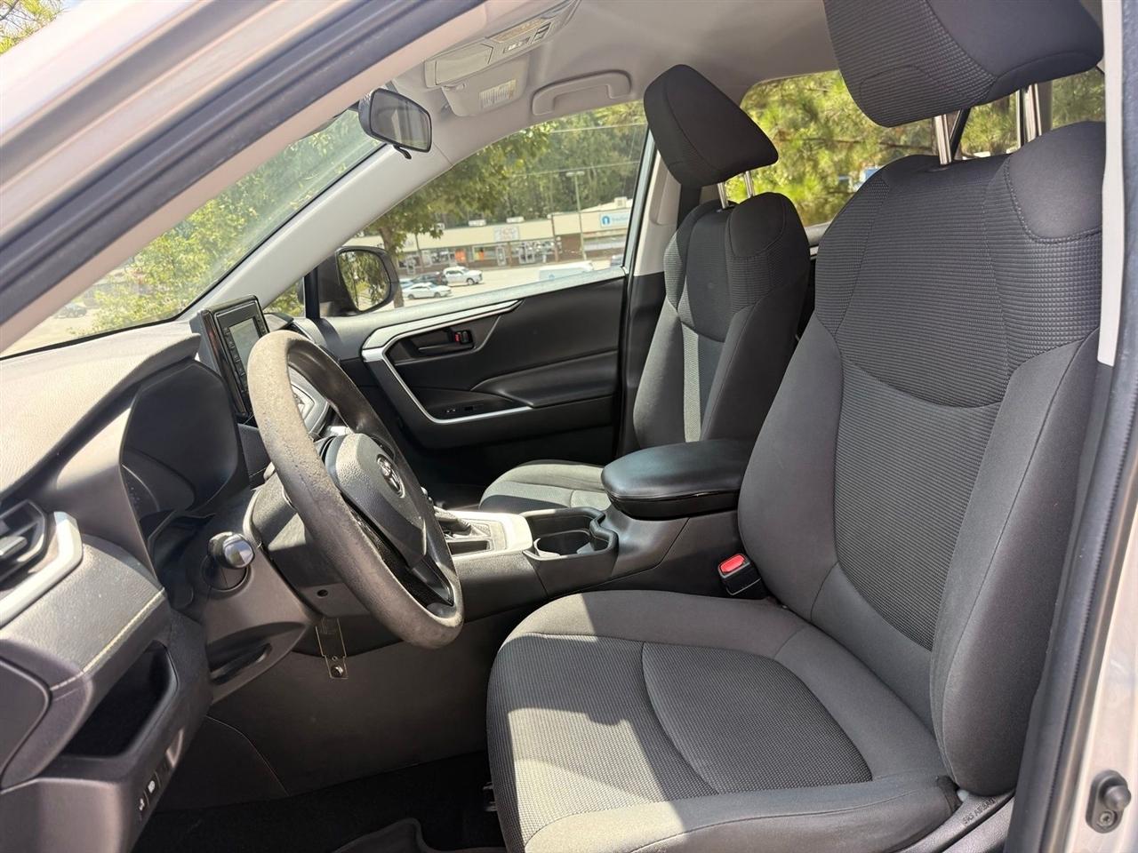 Toyota RAV4  2021