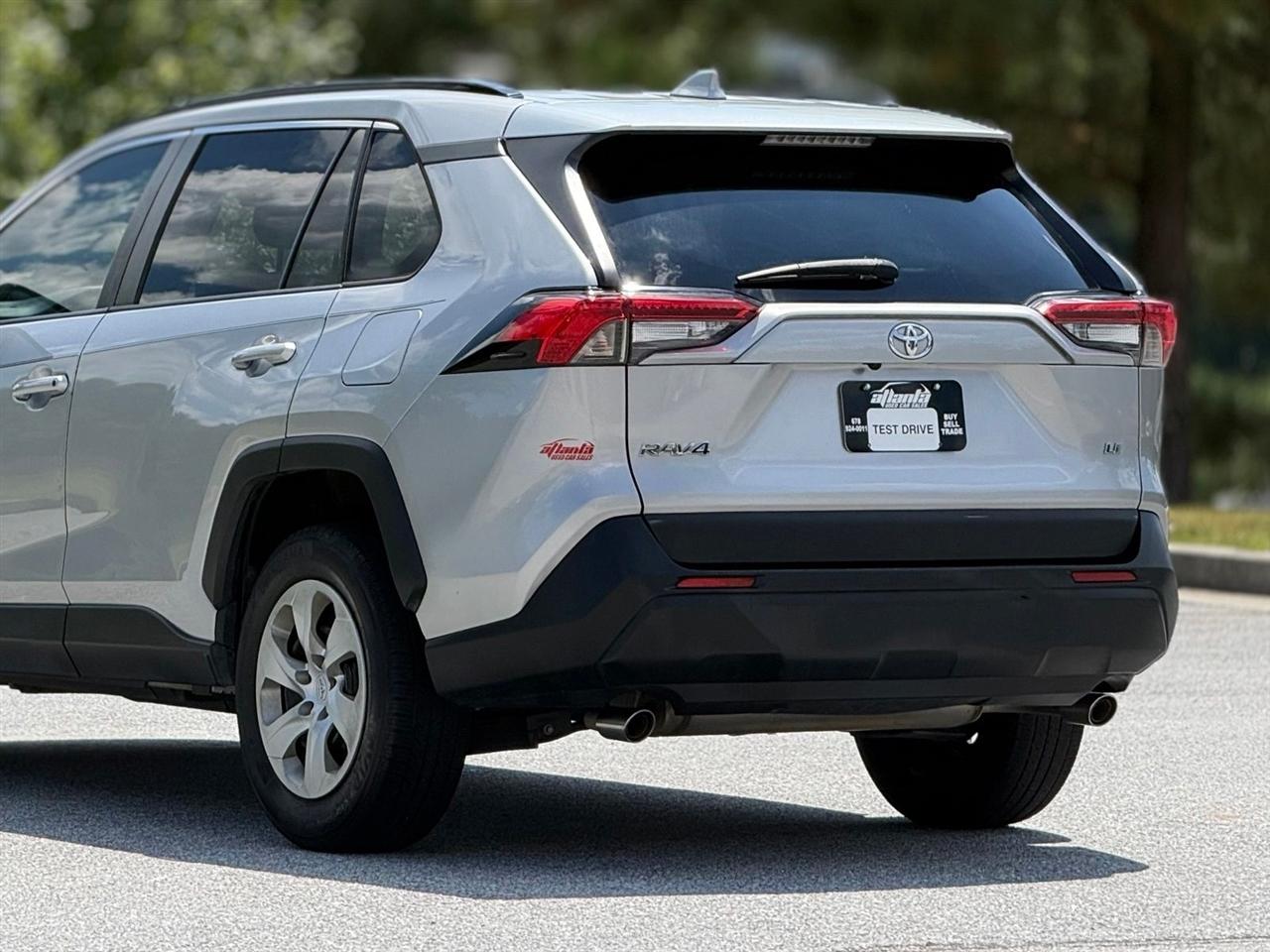 Toyota RAV4  2021