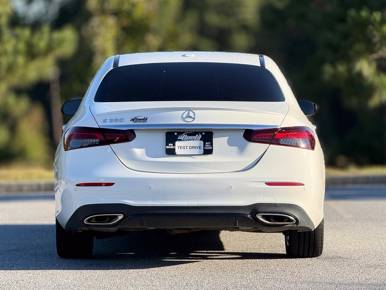 Mercedes-Benz E-Class  2022