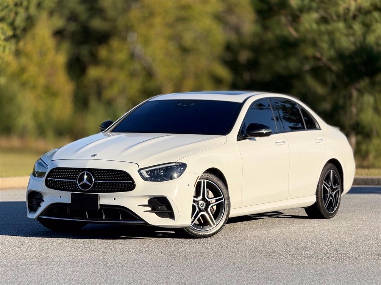 Mercedes-Benz E-Class  2022