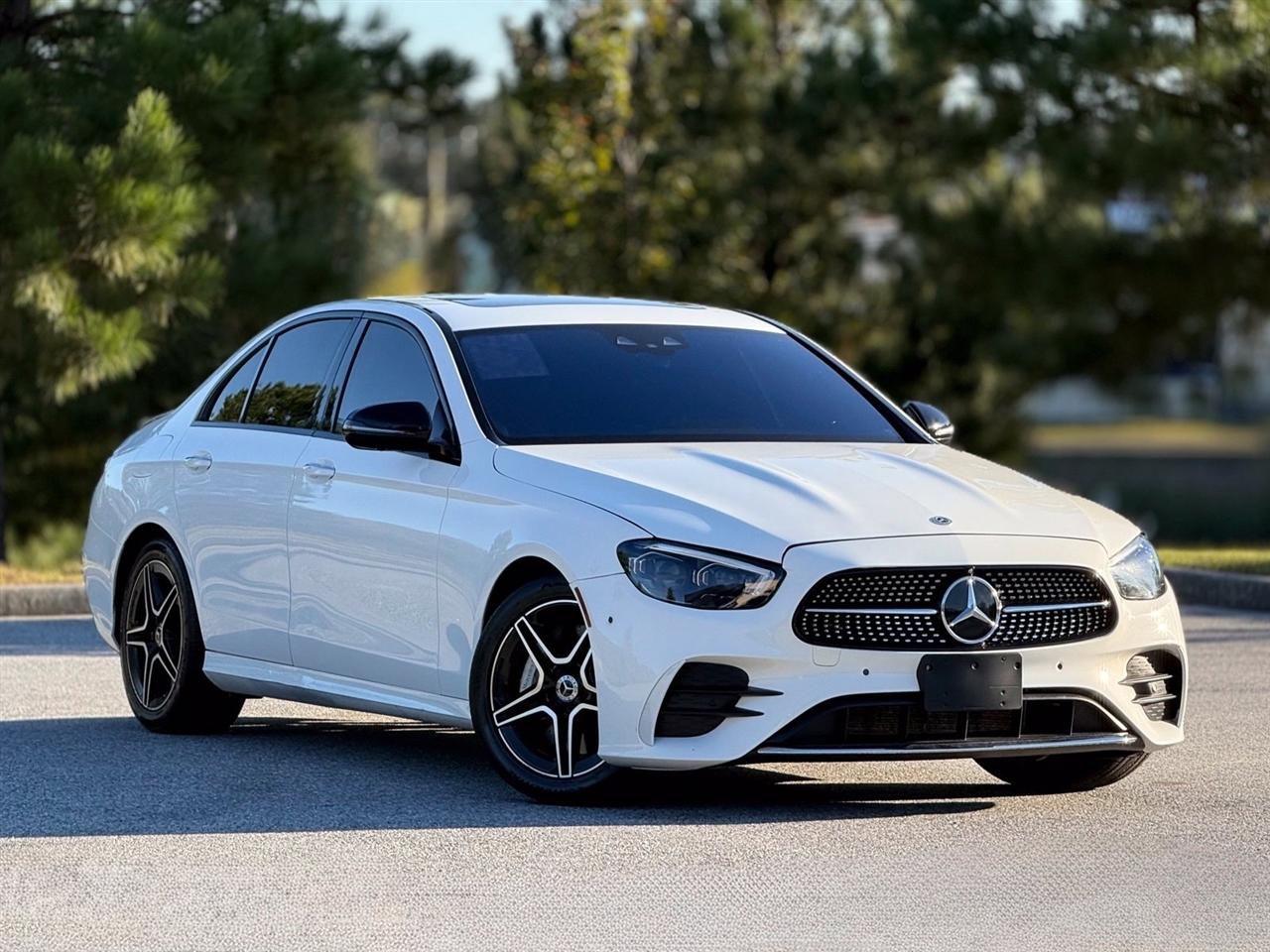 Mercedes-Benz E-Class  2022
