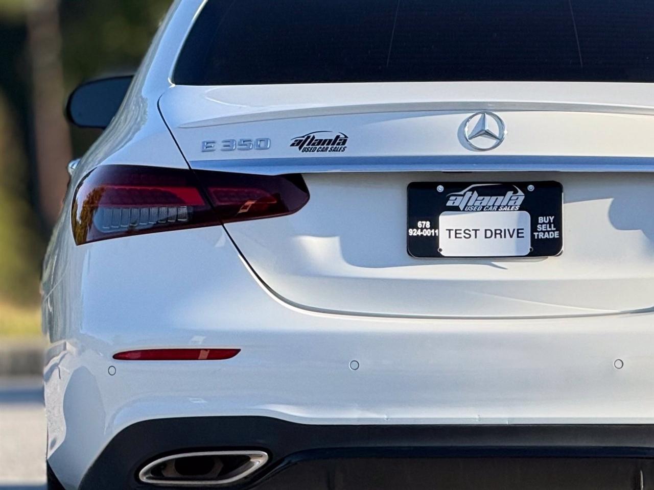 Mercedes-Benz E-Class  2022