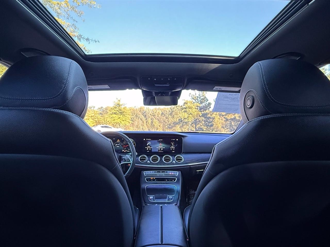 Mercedes-Benz E-Class  2022