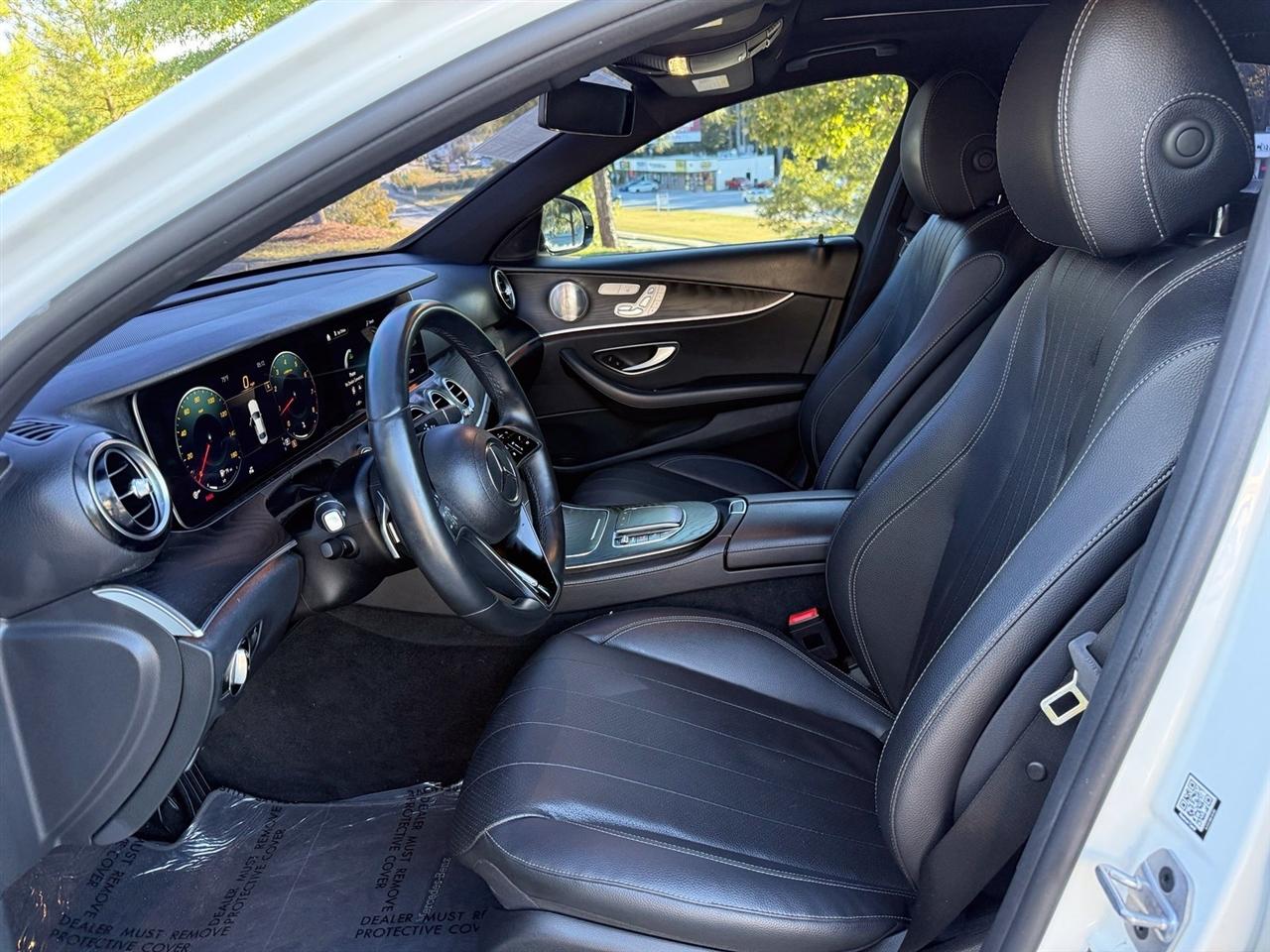Mercedes-Benz E-Class  2022