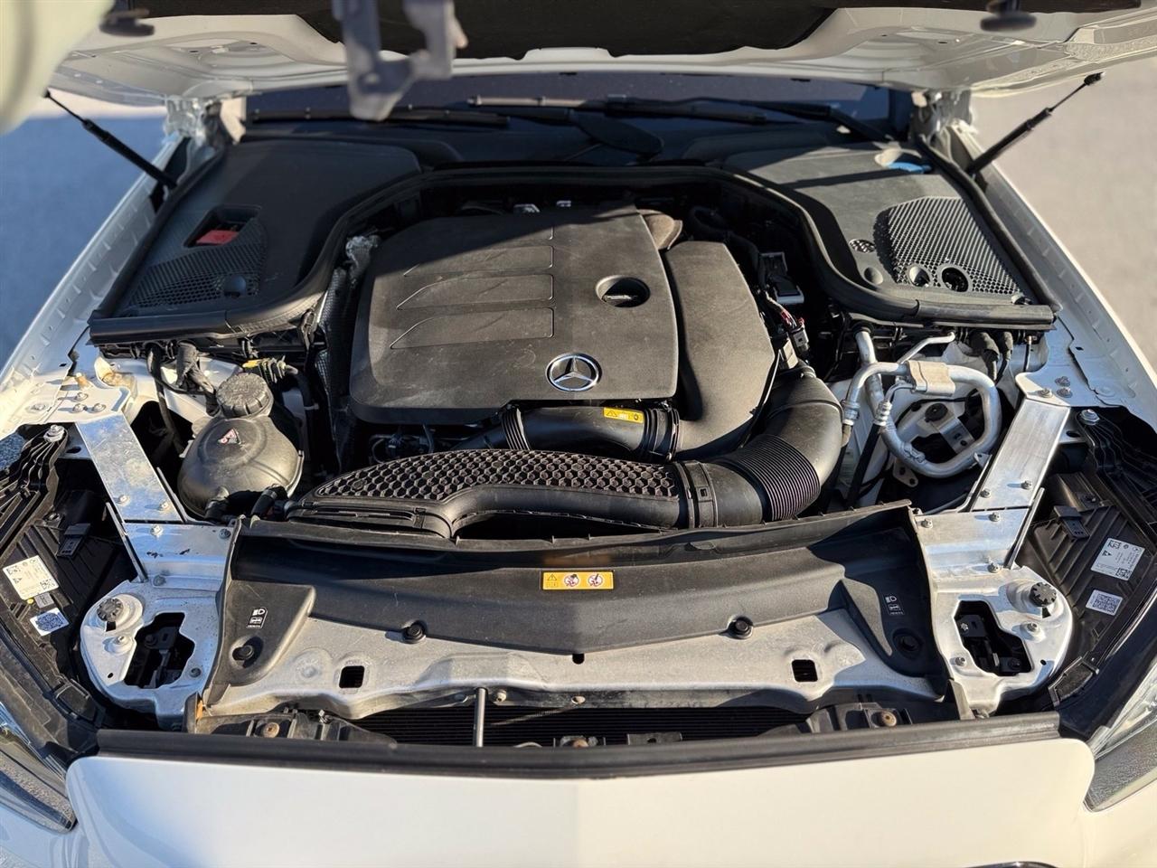 Mercedes-Benz E-Class  2022