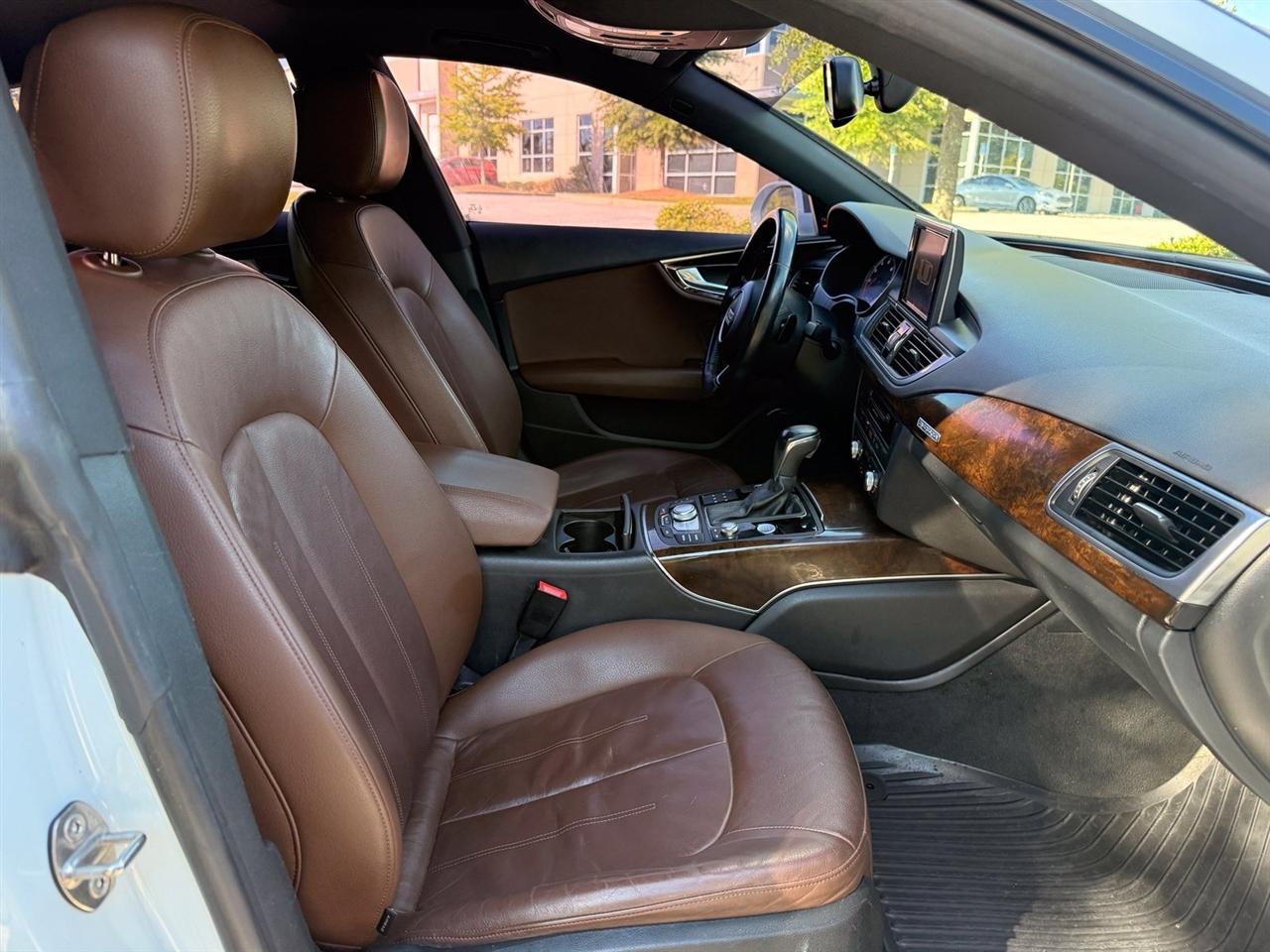 Audi A7 photo 35