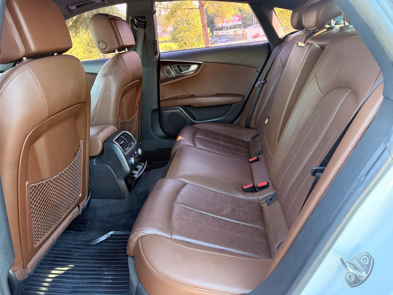 Audi A7 photo 38
