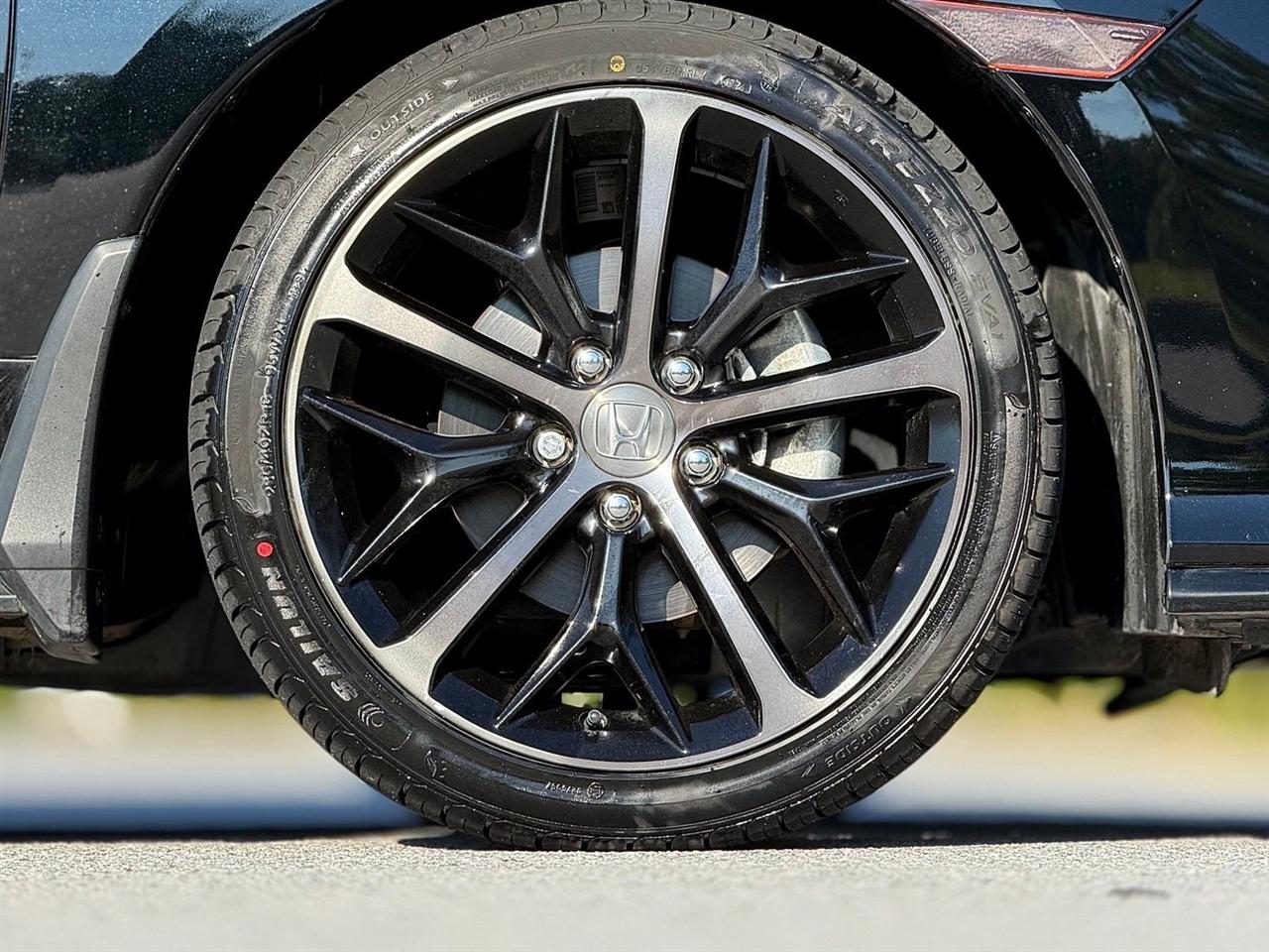 Honda Civic photo 19