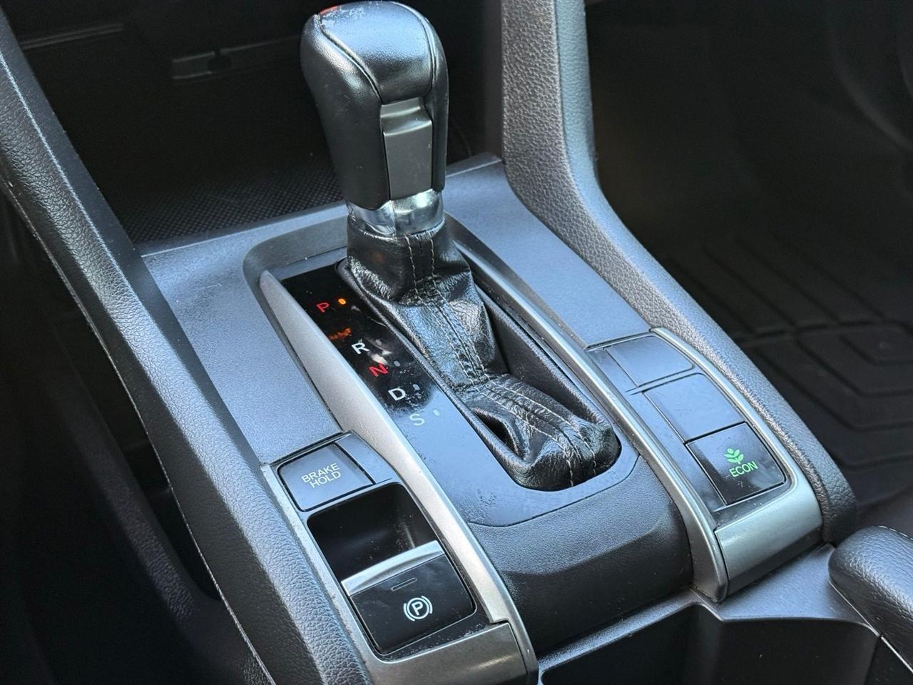 Honda Civic photo 32