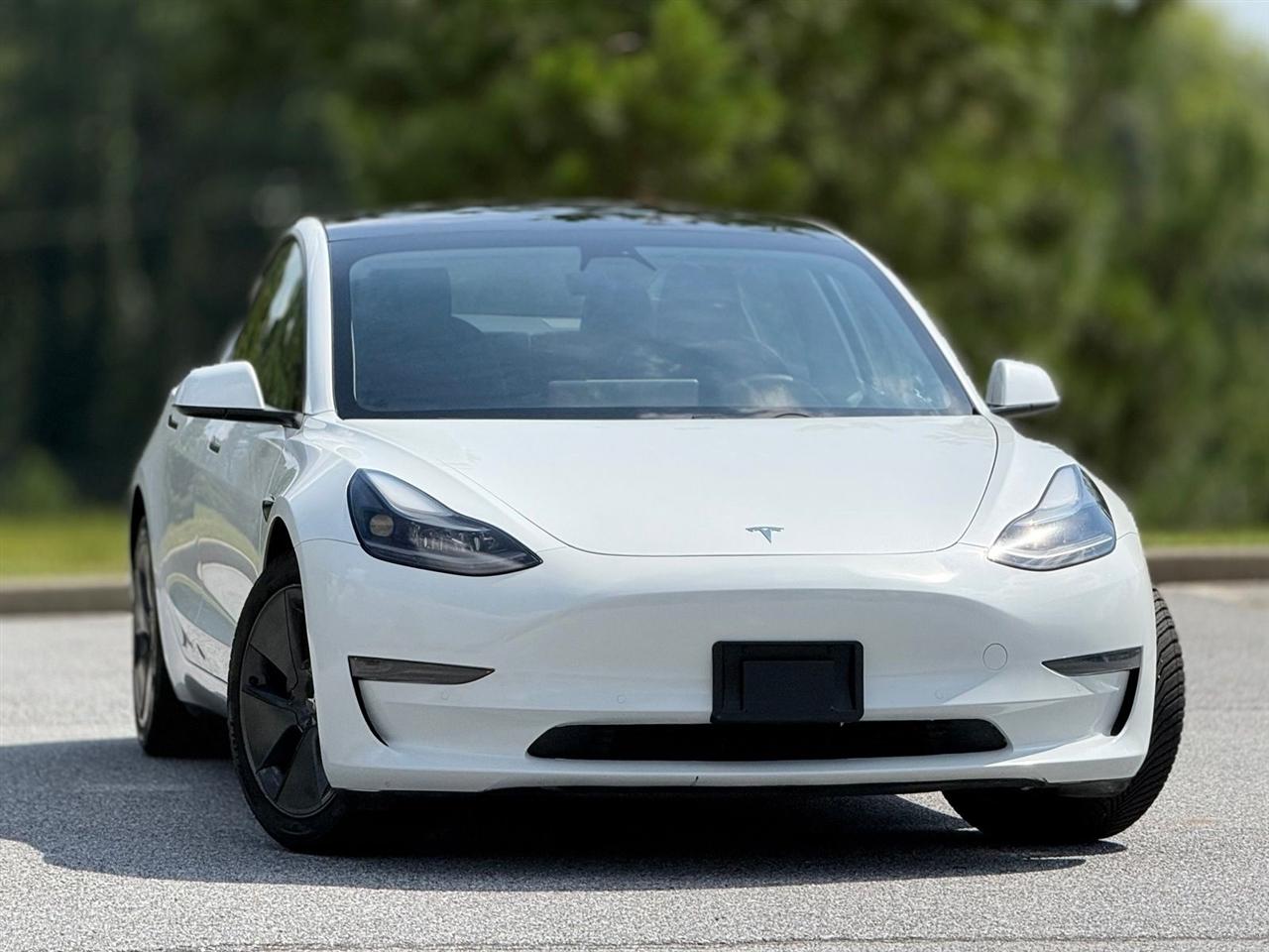 Tesla Model 3  2021