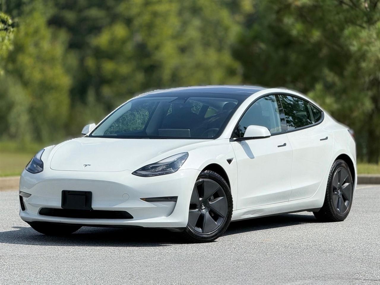 Tesla Model 3  2021