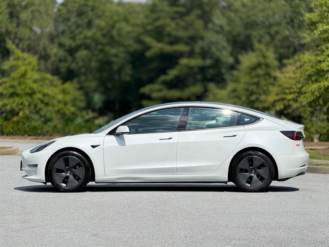 Tesla Model 3  2021