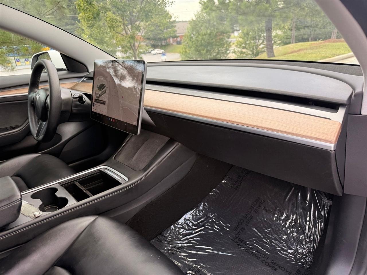 Tesla Model 3  2021