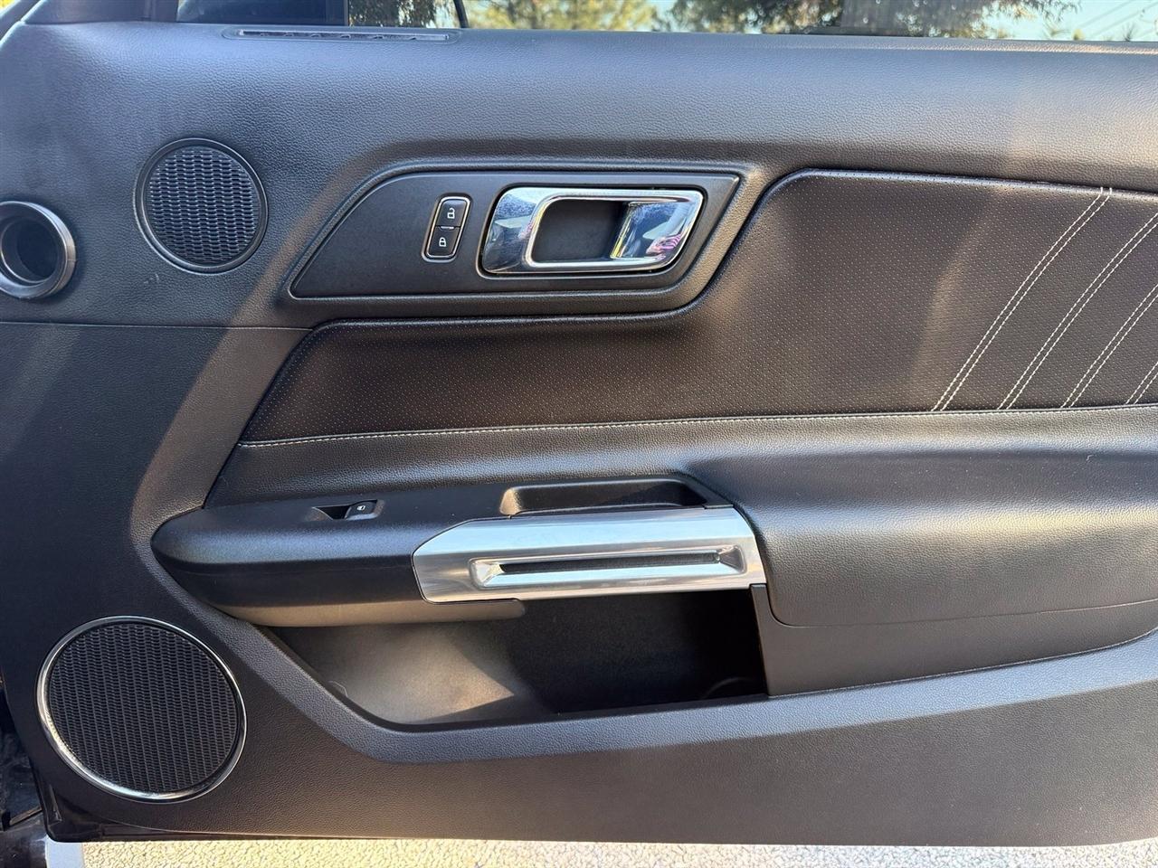 Ford Mustang  2015