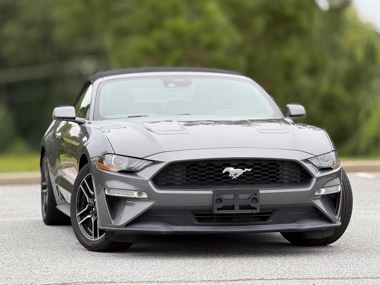 Ford Mustang photo 4
