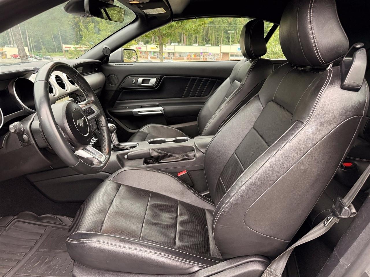 Ford Mustang photo 34