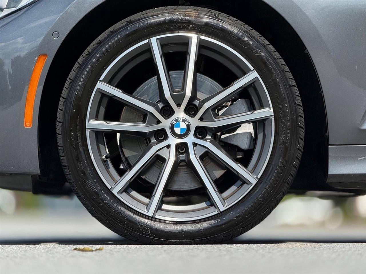 BMW 3 Series  2020